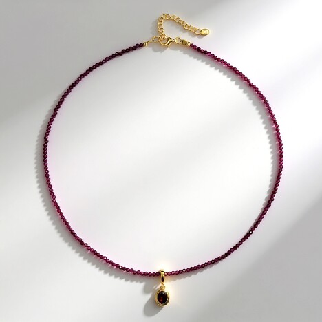 Collana in argento con Rodolite