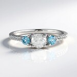 Anello in argento con Zircone