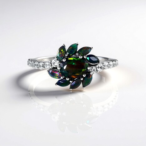 Anello in argento con Opale Mezezo (de Melo)