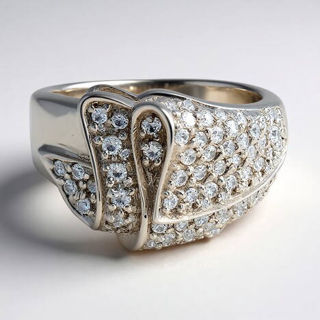 Anello in argento con Zircone