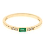 Gouden ring met een AAA Zambia smaragd