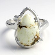Anello in argento con Magnesite