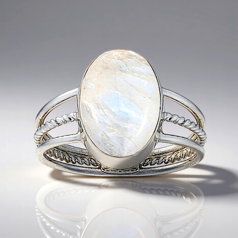 Anello in argento con Labradorite Bianca