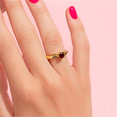 Mozambique Garnet Silver Ring