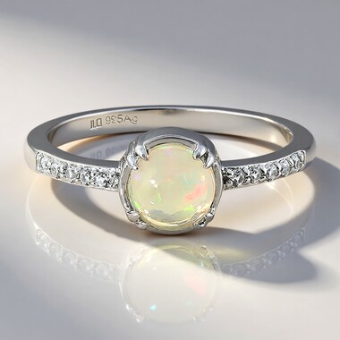 Bague en argent et Opale Welo