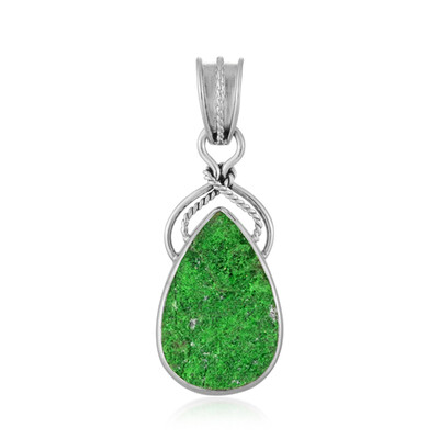 Colgante en plata con Uvarovita (Bali Barong)