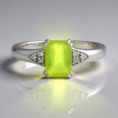 Bague en argent et Opale verte du Brésil