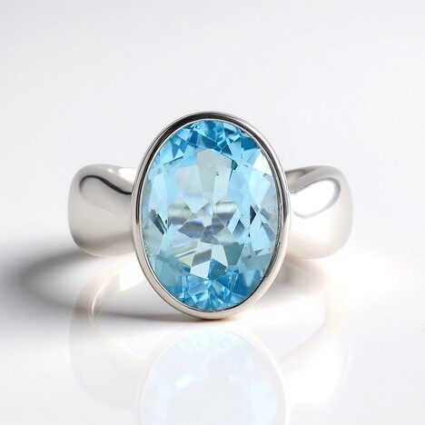 Anello in argento con Topazio Blu Cielo