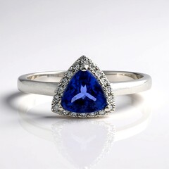 Anello in oro con Tanzanite AAA