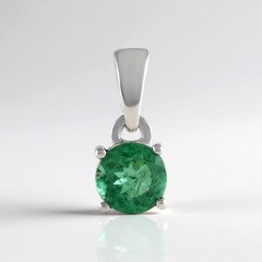 Ciondolo in argento con Apatite Verde