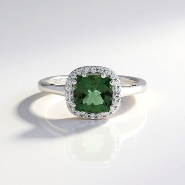 Anillo en plata con Apatita Cromada