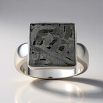 Anello in argento con Meteoriti di Aletai
