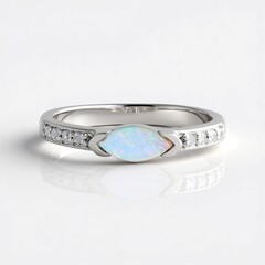 Bague en argent et Opale d'Australie