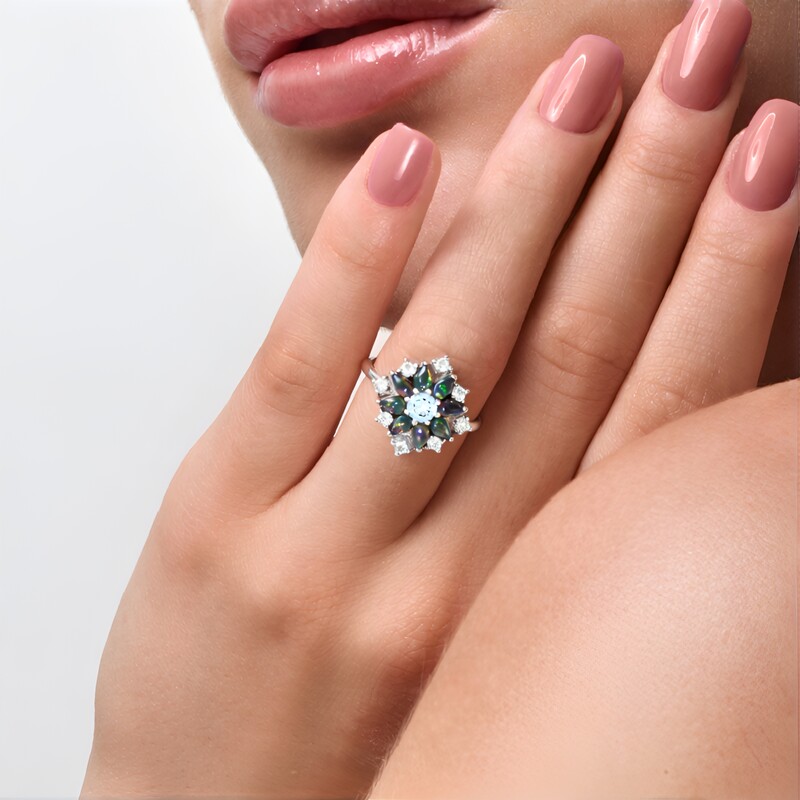 Anello in argento con Opale Mezezo