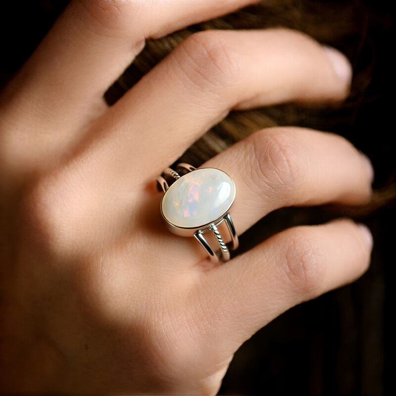 Weißer Labradorit-Silberring