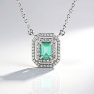 Collier en argent et Émeraude de couleur Paraiba