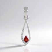 Ciondolo in argento con Rubino Tanzania (de Melo Essence)