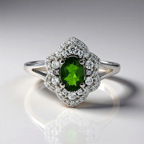 Anello in argento con Diopside Russo