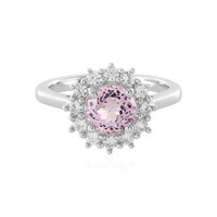 Zilveren ring met een kunziet