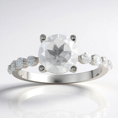 Anello in argento con Topazio Bianco