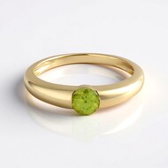 Anello in oro con Sfene