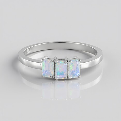 Anello in argento con Opale di Welo