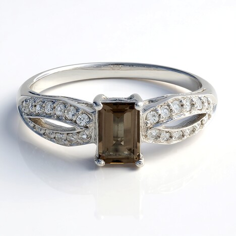 Anello in argento con Quarzo Fumè
