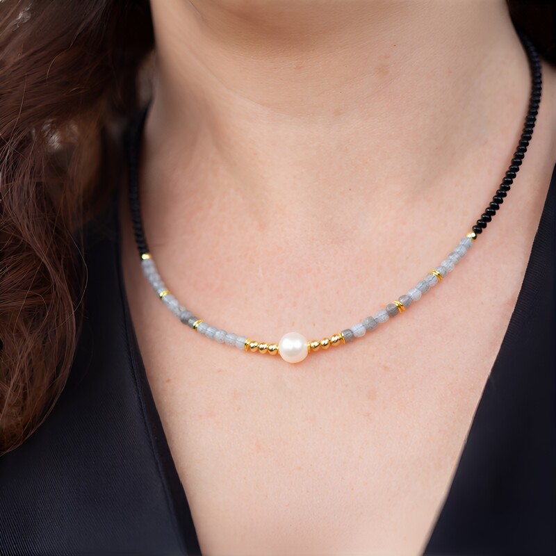 White Freshwater Pearl Silver Necklace