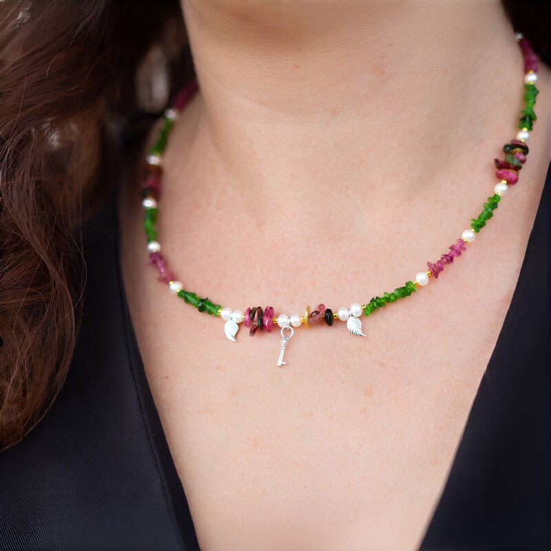 Collar en plata con Hematita dorada (Riya)