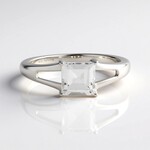 Anello in argento con Topazio Bianco