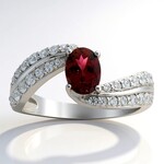 Anillo en plata con Turmalina rosa de Brasil (de Melo Essence)