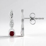 Orecchini in argento con Spinello Rosso