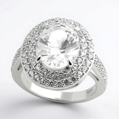 Anello in argento con Danburite