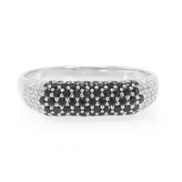 Anello in argento con Spinello Nero