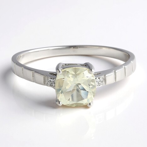 Anello in argento con Ortoclasio