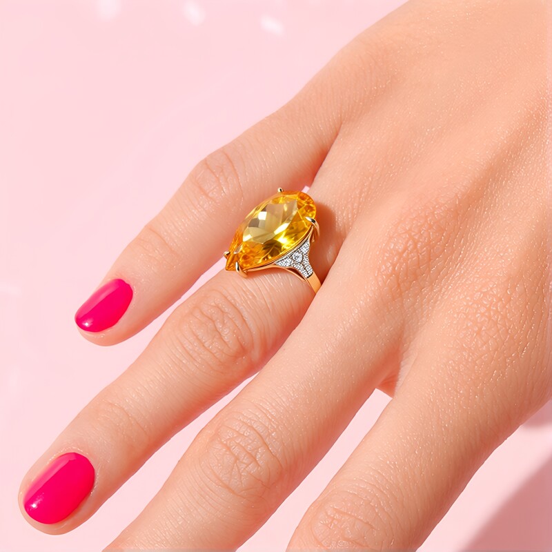 Bague en or et Citrine Madère
