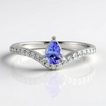 Anello in argento con Tanzanite