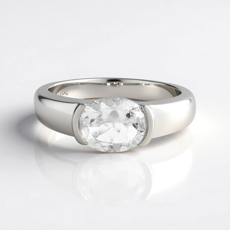 Anello in argento con Petalite