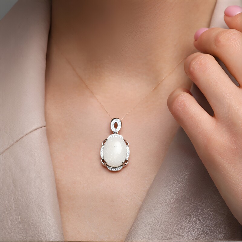 Colgante en plata con Ágata brillante