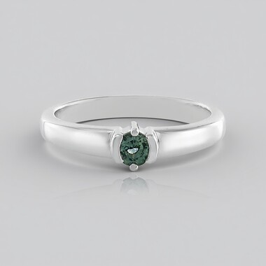 Zilveren ring met een Montana Saffier