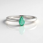 Bague en argent et Emeraude de Colombie