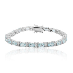 Zilveren armband met hemel-blauwe topaasstenen