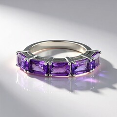 Anello in argento con Ametista del Marocco