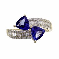 Anello in oro con Tanzanite AAA