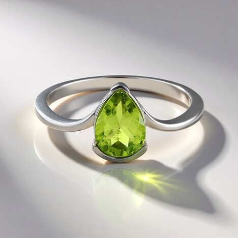 Anello in argento con Peridoto