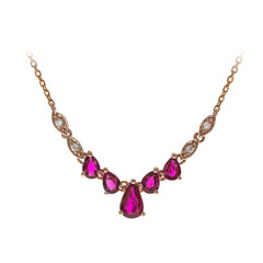 Collana in oro con Rubino Mozambico