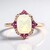 Anello in oro con Opale di Welo AAA