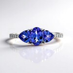 Anello in oro con Tanzanite AAA