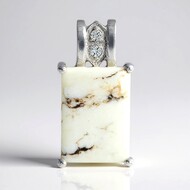 Ciondolo in argento con Magnesite