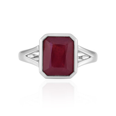 Zilveren ring met een Bemainty robijn